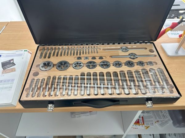 Juego de Machos y Terrajas hss